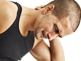 Bizkarrezurreko bizkarrezurraren osteochondrosak nola manifestatzen du